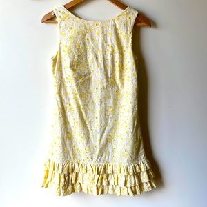 Lily Pulitzer cute short dress size 2 w/embroidery flower pattern 100% cotton